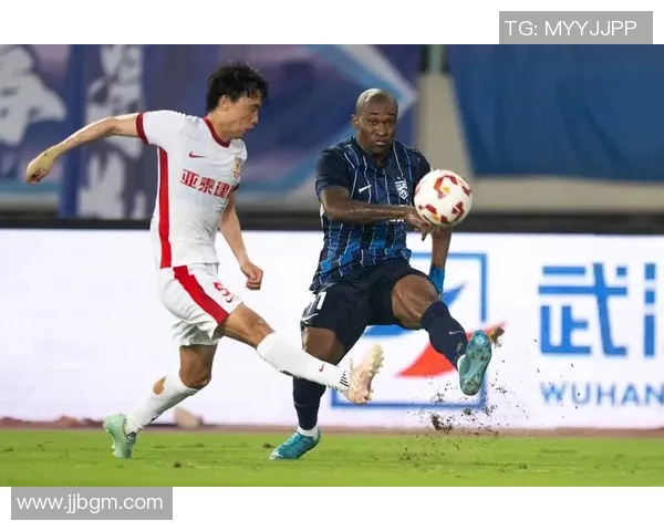 武汉足球队心理素质强劲跻身全国第三名引发关注与讨论